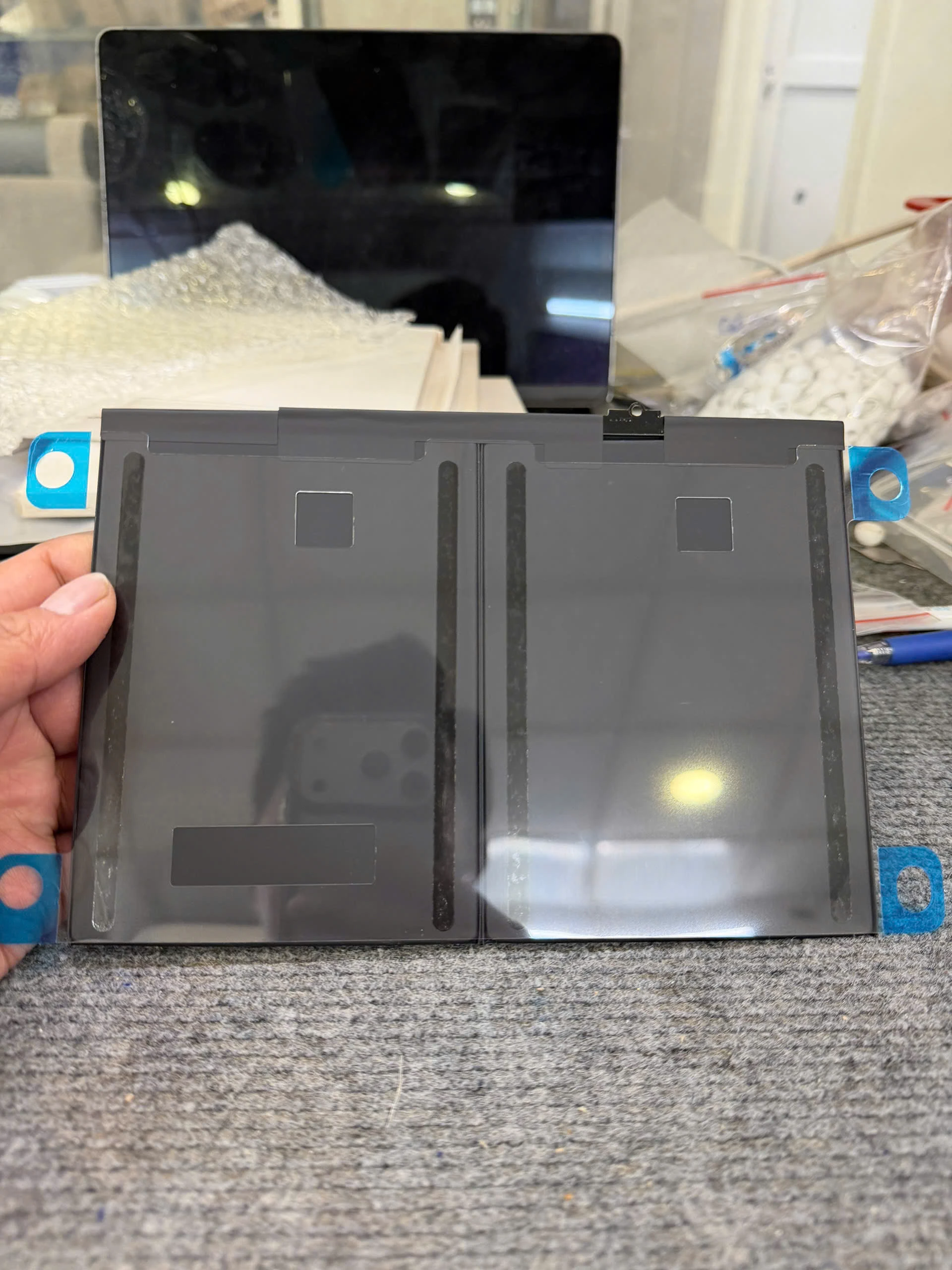 📌 Pin iPad Air 1 (A1474, A1475, A1476) & iPad Gen 5 (A1822, A1823) / Gen 6 (A1893, A1954) / Gen 7 (A2197, A2198, A2200) / Gen 8 (A2270, A2428, A2429, A2430) / Gen 9 (A2602, A2603, A2604, A2605)
